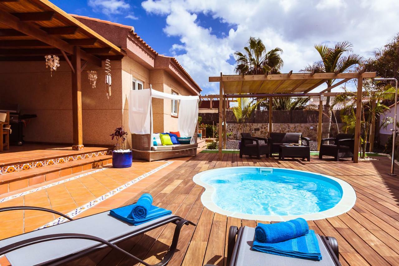 Villa Hibiscus Centrum Corralejo Beach Private Pool Family Экстерьер фото