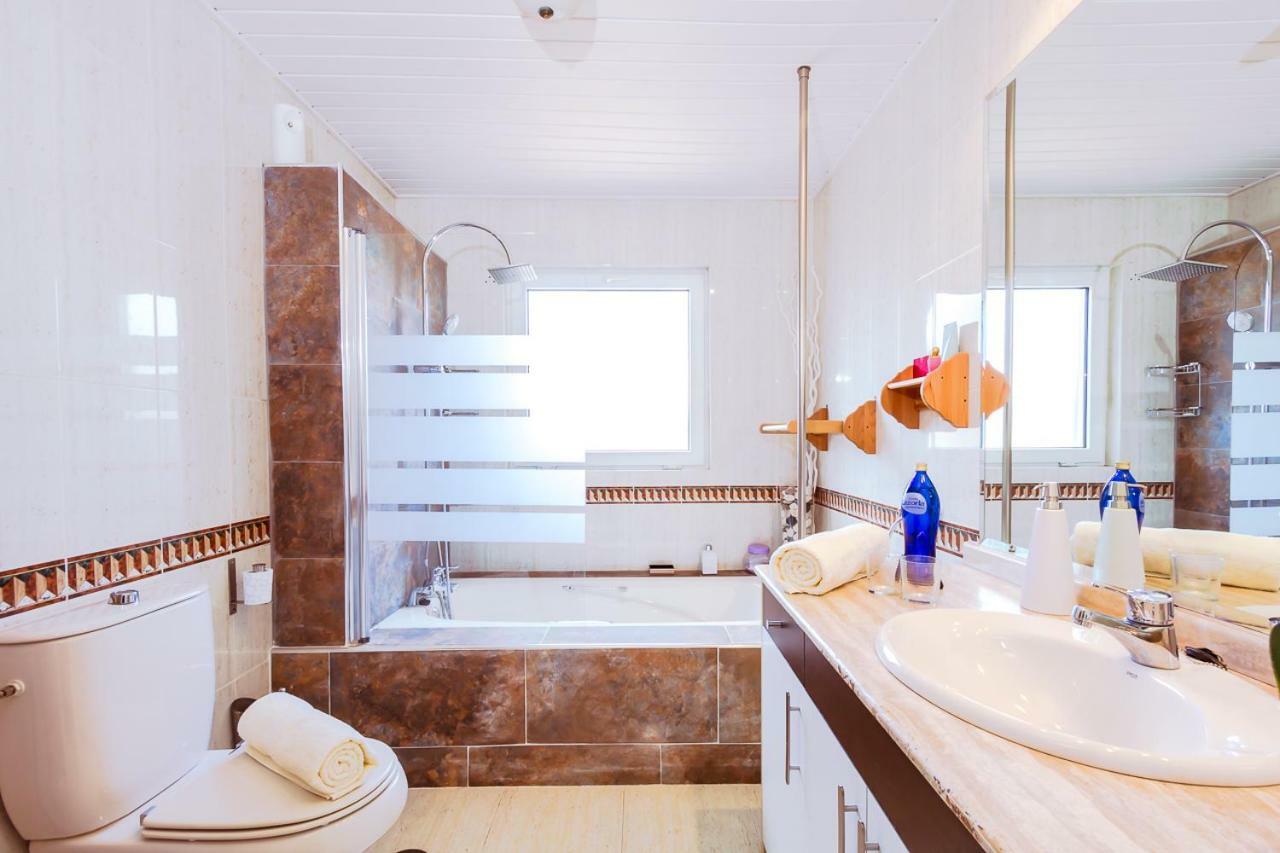 Villa Hibiscus Centrum Corralejo Beach Private Pool Family Экстерьер фото